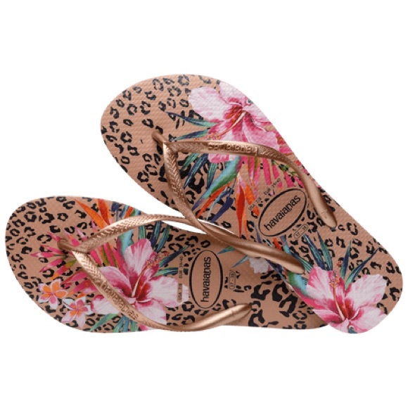 Havaianas Youth Animal Print Flip Flops in Crocus Rose - Picture 3 of 5
